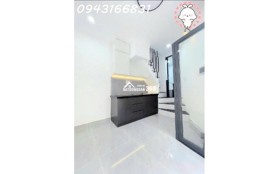 Bán nhà hiếm Âu Cơ, Tân Bình: 20m2, 3 tầng, 2PN, sổ hồng chính chủ, nhỉnh 2XX tỷ, liên hệ 0943166831, cơ hội sở hữu ngay!